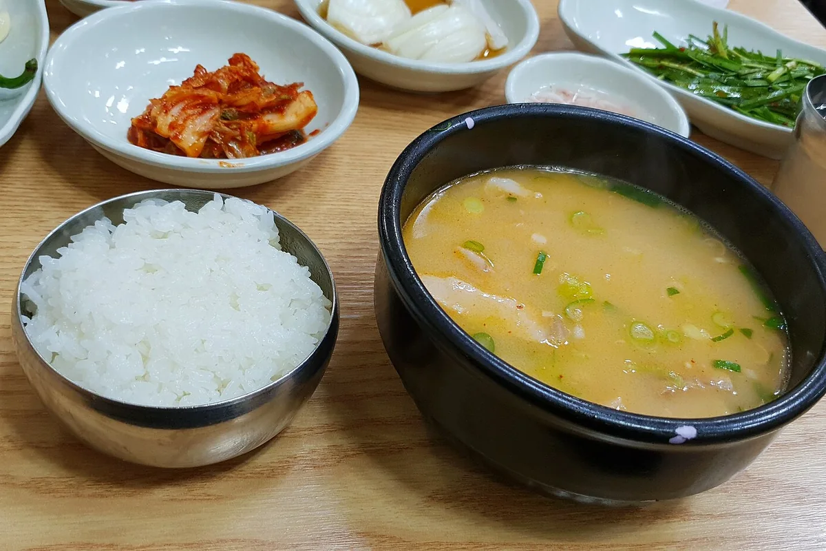 부산 돼지국밥