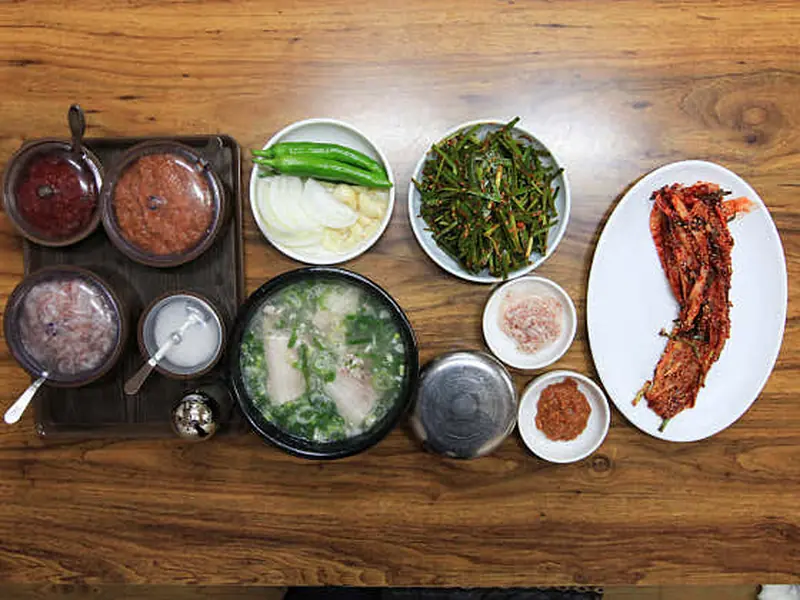 본전돼지국밥 대표 메뉴 이미지